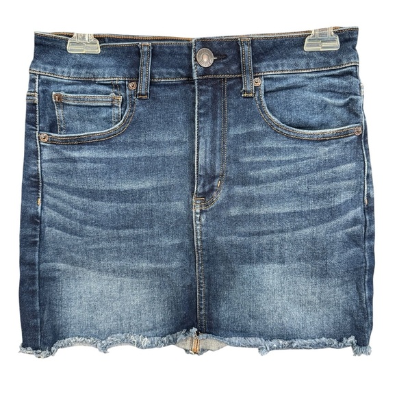 American Eagle Hi-Rise Mini Skirt 👖 Denim Frayed Hem Size 6 - Picture 1 of 7